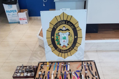 Imagen de los relojes decomisados por la Policía Local del Vendrell.