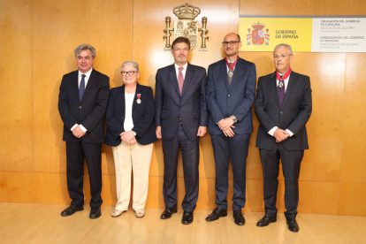D'esquerra a dreta, el subdelegat del Govern Jordi Sierra, Gil, Catalá, González i García.