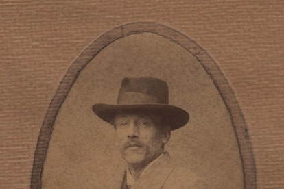 El novel·lista vallenc Narcís Oller i de Moragas (1846-1930), cosí del crític literari Josep Yxart i de Moragas (1852-1895)