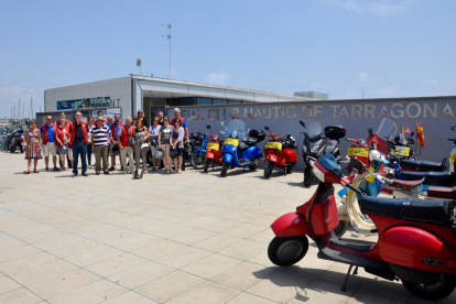 Els assistents van gaudir d'un àpat al Club Nàutic de Tarragona, on el club va celebrar la seva inauguració fa 60 anys.