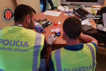 El operativo lo realizaron de forma conjunta la Guardia Civil y la Guardia Urbana de Tarragona.
