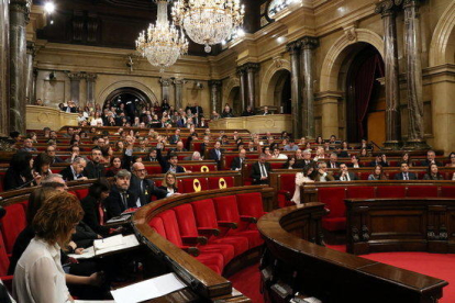 Votación en el Parlament al pleno, el 28 de marzo del 2018.