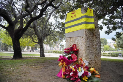 Imagen de la Ofrenda Floral del Monumento a Pablo Iglesias en el Camp de Mart de Tarragona.