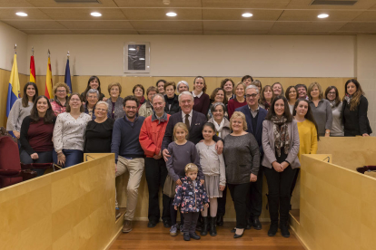 Les Pineda de Vila-seca es van reunir amb l'alcalde i el mossen de la parròquia de la patrona.