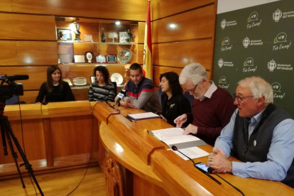 Imatge de l'acord de signatura del SAI, el passat 26 de febrer de 2019, a la Sala de Plens de l'Ajuntament del Vendrell.