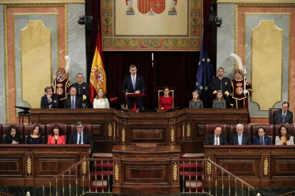 El Rey Felipe VI, durante su discurso hoy en la solemne conmemoració del 40 aniversario de la Constitución.