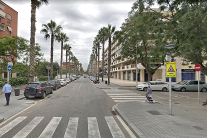 Els fets s'han produït al carrer Barcelona de Salou.