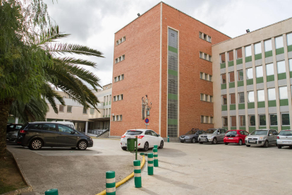 En el edificio deL CAP Sant Pere coexisten actualmente las Áreas Básicas de Salud Reus 1 y Reus 2.