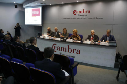 Presentación de la coyuntura de la economía del Camp de Tarragona y de las Terres de l'Ebre el tercer trimestre del año, en la Cambra de Comerç.