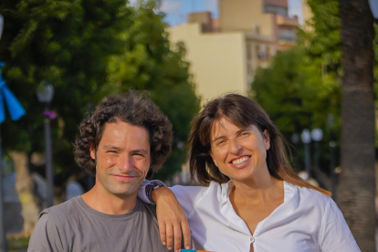 Armand i Cristina Serret, il·lustrador i autora de la Guia.