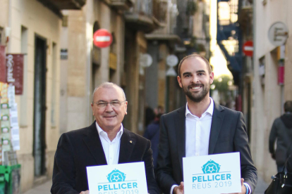Carles Pellicer i Marc Just, amb la imatge de 'Pellicer 2019'.
