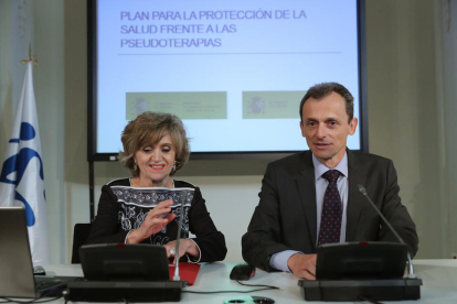 El ministre Pedro Duque i la ministra María Luisa Carcedo durant la presentació del Pla.