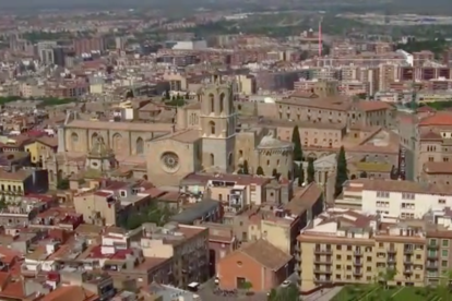 Imatge aèria de la Catedral de Tarragona que apareix al vídeo.