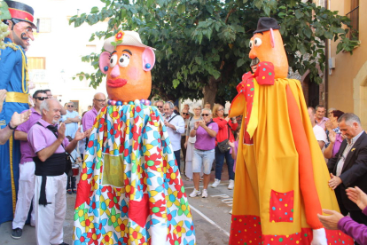 El Señor Potato y la Señora Potata, los dos nuevos gegantons de Creixell.