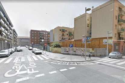 Un dels solars que es destinaran a la construcció d'habitatges protegits, situat al carrer  Josep Floresví Garreta.