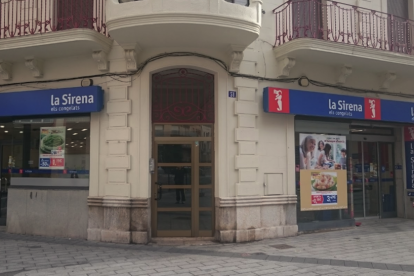 imatge de la botiga de la Sirena a la plaça Corsini de Tarragona.