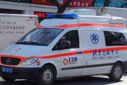 Imagen de archivo de una ambulancia china.