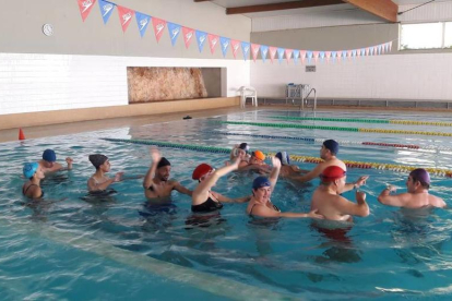 Una de las actividades que se ha realizado hoy en la piscina del CN Tàrraco.