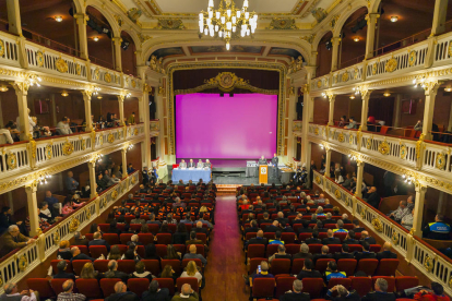 Imatge de l'aspecte que oferia el Teatre Bartrina aquest dijous durant la commemoració.