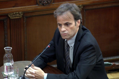 Imagen general de Jaume Asens declarando en el Supremo.