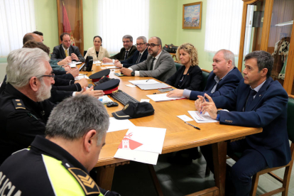 Pla general de la reunió de la Junta Local de Seguretat de Tortosa.