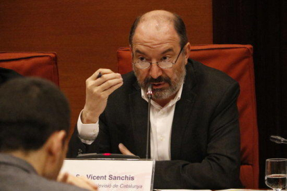 El director de TVC, Vicent Sanchis, durant la seva intervenció a la comissió de control de la CCMA el 5 d'abril.