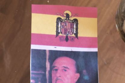 Imagen de la fotografía de Franco que han recibido.