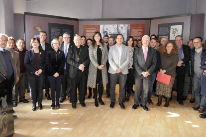 Imagen de la reunión de la consellera de Cultura, Laura Borràs, en el Museu d'Alcover.