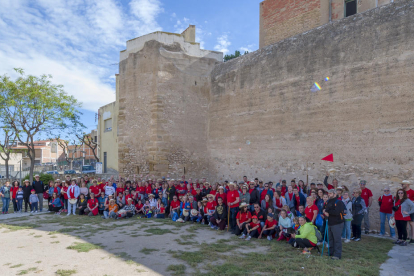 Imatge de grup dels participants a la IV Caminada de Primavera a Constantí.