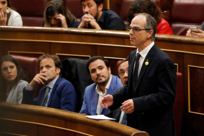 Jordi Turull promete el cargo en el Congreso de los Diputados.