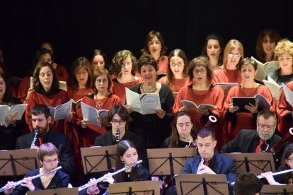 Un concert recent de la Coral de la URV, que actuarà amb Sasha Amorós i Marc Torres; Pianu Dúo; i Miguel Javaloy