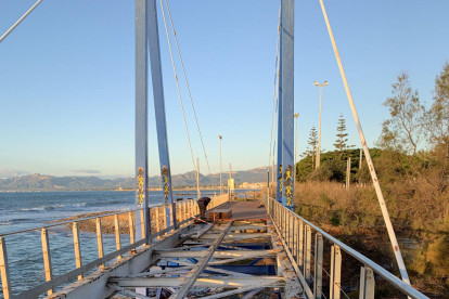 Imagen del estado actual del puente de madera de la riera de Maspujols