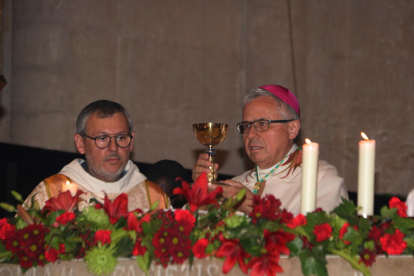 El nou arquebisbe de Tarragona, Joan Planellas, en l'eucaristia durant la missa de la seva ordenació.