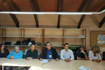 Presentació de la candidatura de SOMI al Centre Cívic l'Estació amb el regidor Joan Carrasco i els altres membres de la llista.