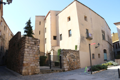 El edificio del Consell Comarcal de la Conca de Barberà, en Montblanc, ubicado en el Palau Alenyà, en la judería.