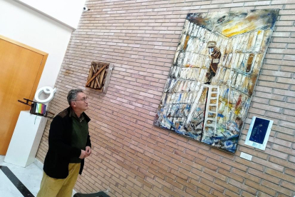 Jordi R. Morera a l'exposició.
