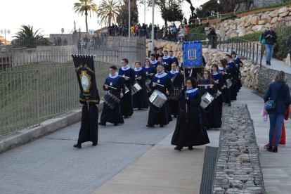 El Gremi de Marejants llegando al Anfiteatro de Tarragona.