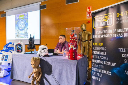 Presentació de la Starraco Wars Unlimited.