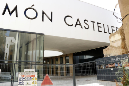 La façana del Museu Casteller de Catalunya a Valls en  una imatge de principi de setembre del 2019.