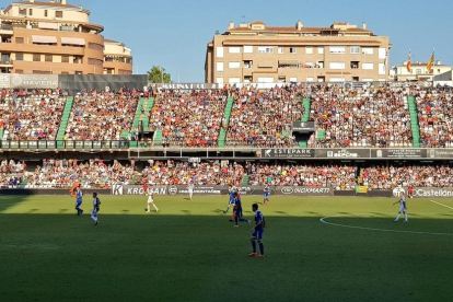 Castàlia está disfrutando esta temporada de grandes entradas y, muchos de estos aficionados, asistirán el domingo al Nou Estadi.