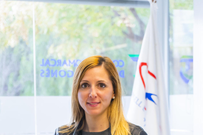 Serrano ha sido reescogida como presidenta del consejo.
