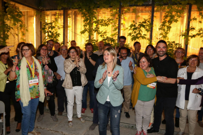 Cal Massó se convirtió en una gran fiesta para celebrar los mejores resultados que ha recogido ERC en Reus.