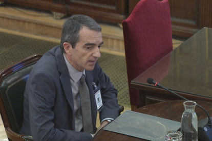 Imatge general del comissari Joan Carles Molinero declarant al Tribunal Suprem
