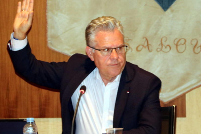 El alcalde de Salou, Pere Granados, durante un pleno
