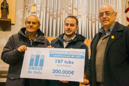 La comissió ciutadana de l'orgue de Valls va presentar ahir el balanç del primer any a l'església.