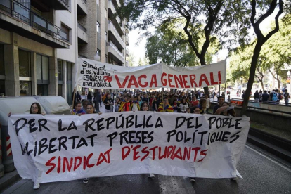 Imatge de la manifestació d'estudiants a Tarragona aquest dijous.