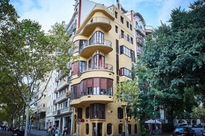 La Casa Planells está ubicada en la Diagonal de Barcelona.