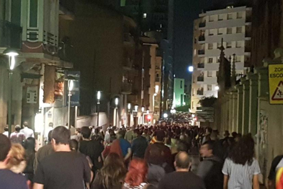 Els manifestants tornant a la plaça Imperial Tarraco.