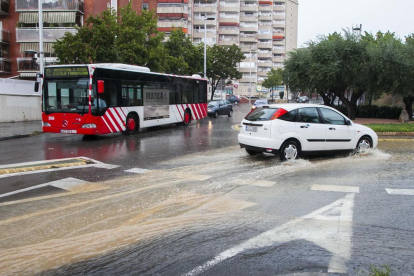 Carrers inundats a Tarragona.