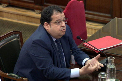 El excoordinador del Pacte Nacional pel Referèndum, Joan Ignasi Elena, declarando en el Tribunal Supremo.